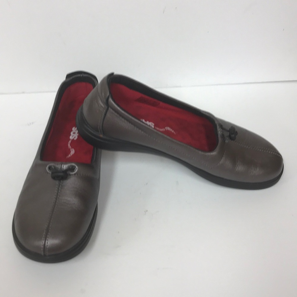 SAS Funk Pewter Gray Metallic Ballet Flats Sz 8.5M